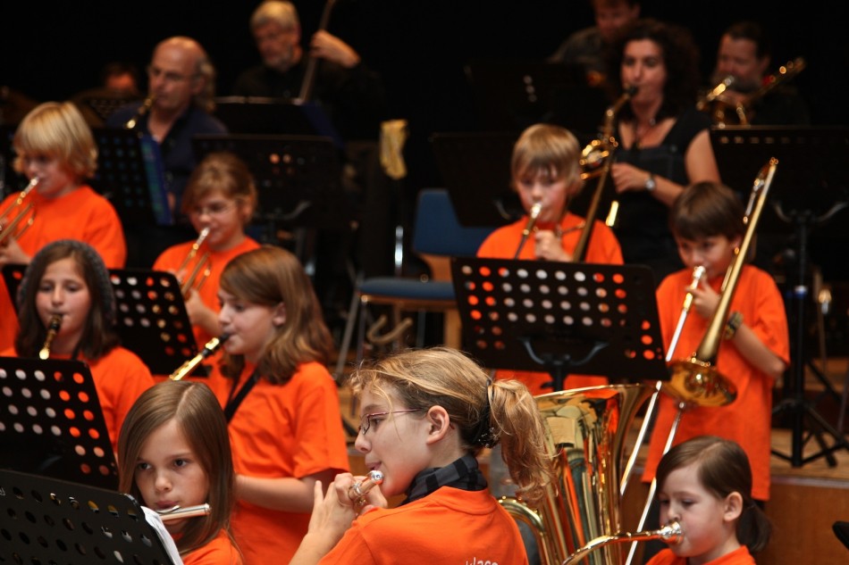 Konzert Bigband Walle mit der Bläserklasse 6b