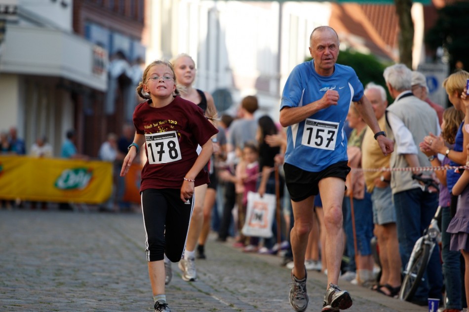 Verden-Aller-Lauf: auf der Zielgeraden des 4,2 km-Laufs