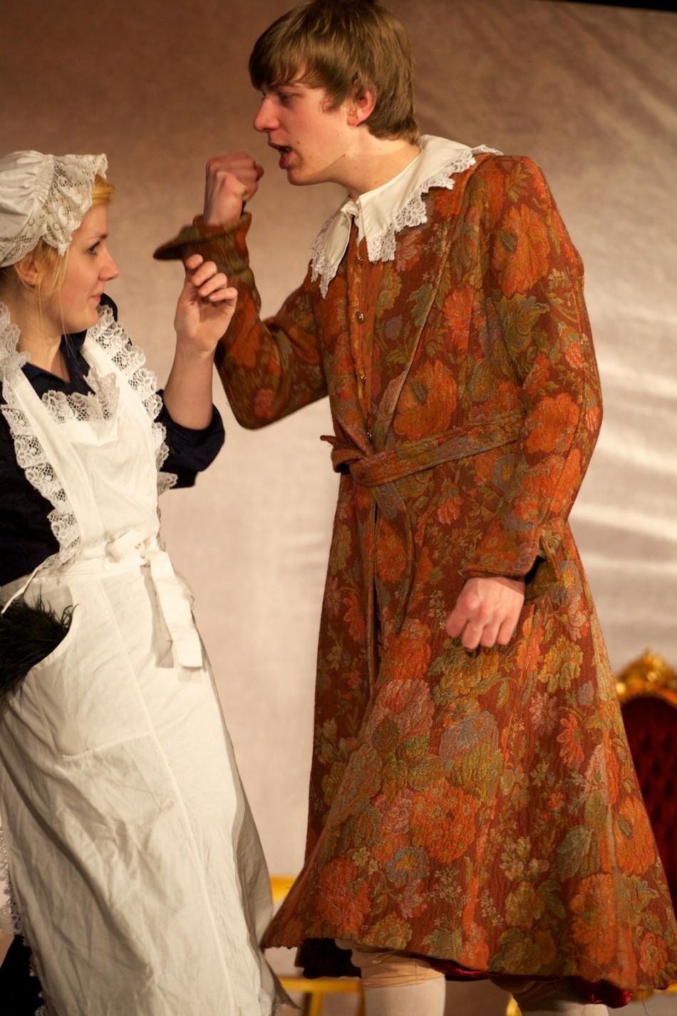 "Der Bürger als Edelmann" der Theater AG am Gymnasium a Wall Verden