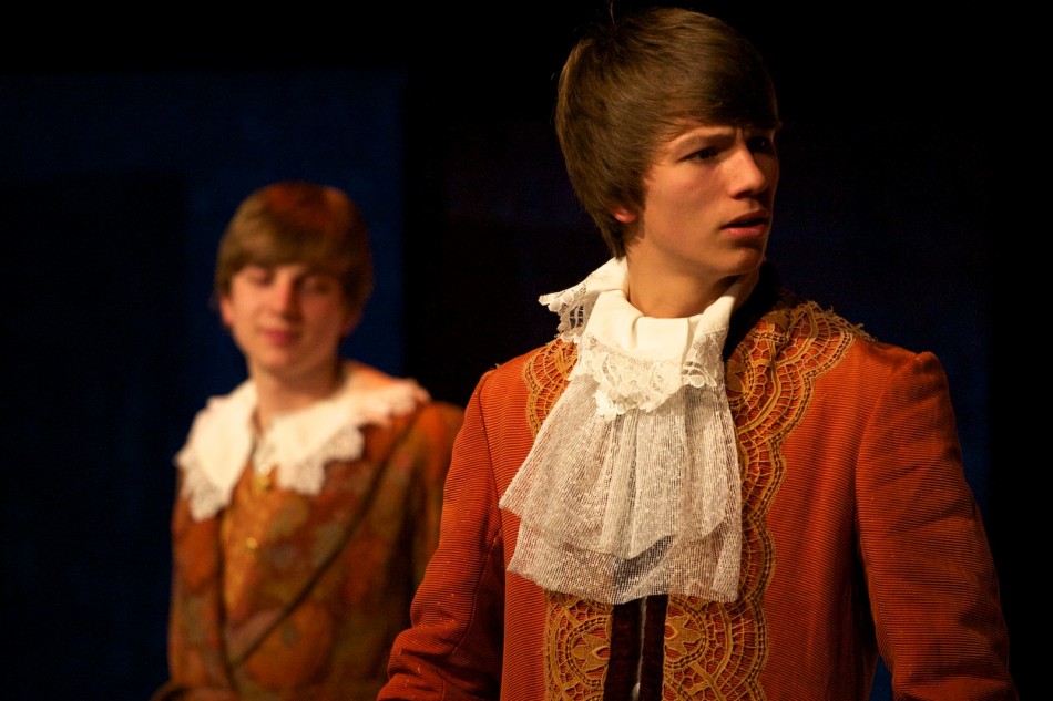 "Der Bürger als Edelmann" der Theater AG am Gymnasium a Wall Verden