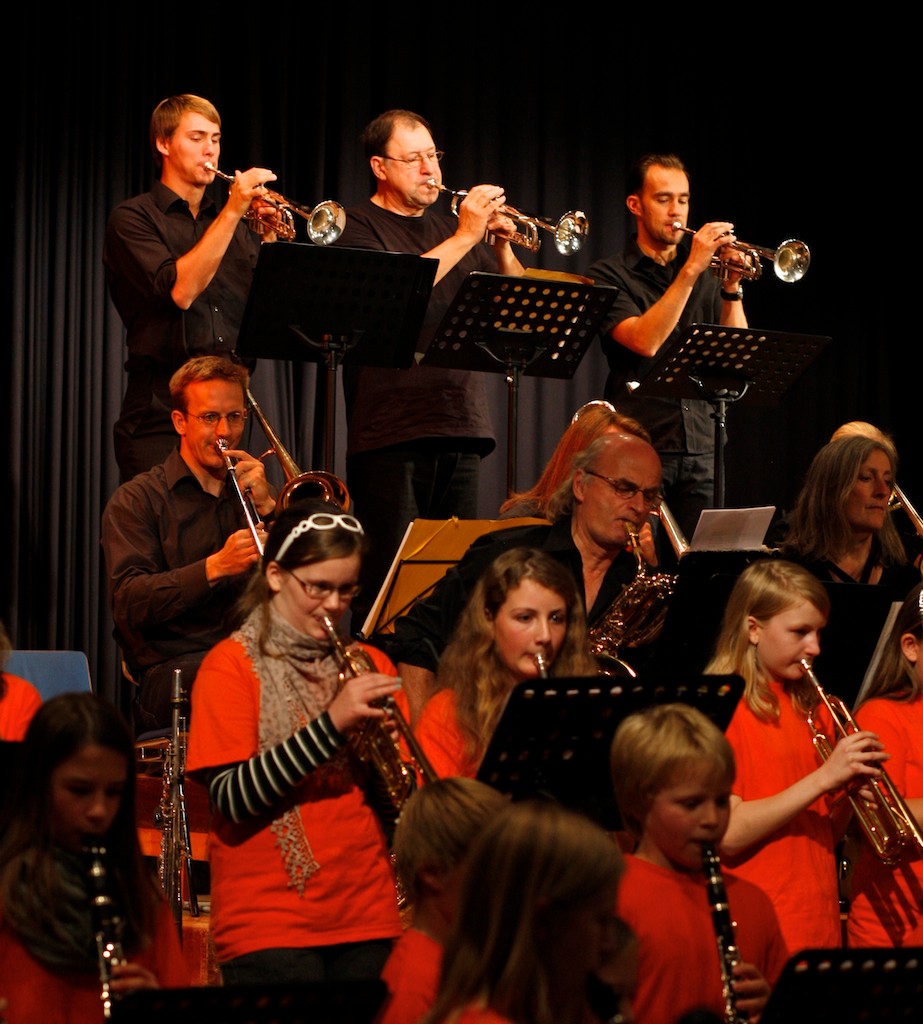 Konzert Bläserklasse 2010 und Bigband Walle Konzert Bläserklasse 2010 und Bigband Walle