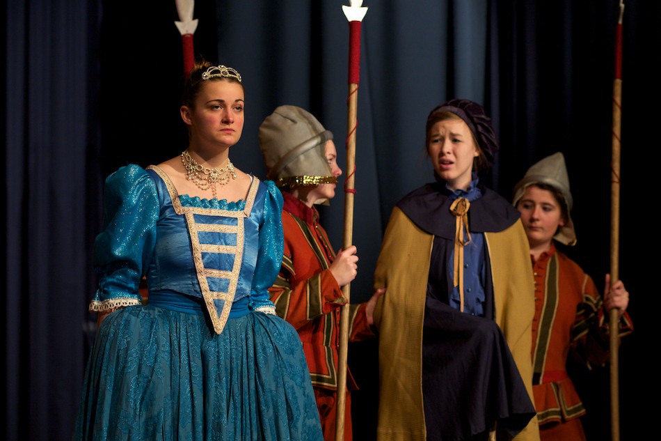 Maria Stuart - Theater AG Gymnasium am Wall Verden Maria Stuart - Theater AG Gymnasium am Wall Verden