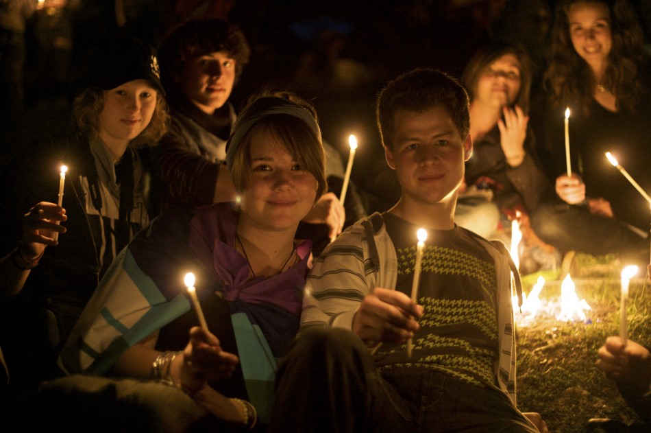 Abend der Begegnung im Kerzenschein