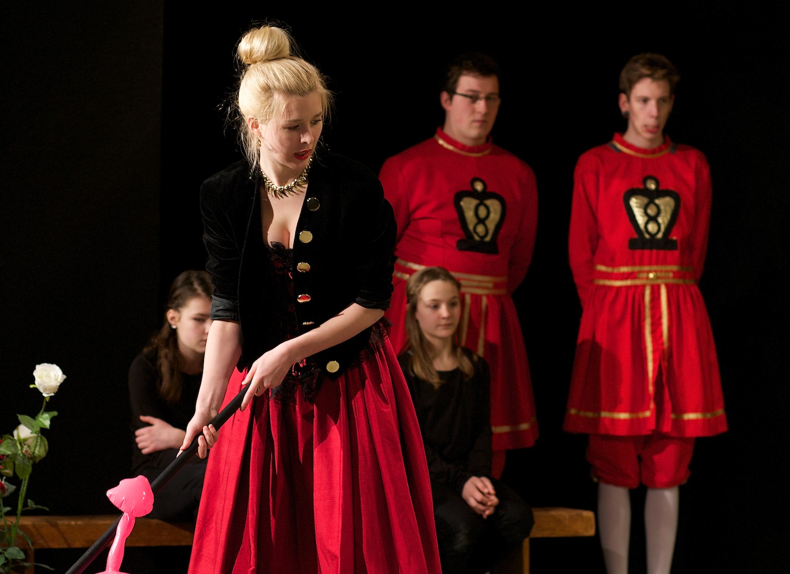 GaW Theater AG: Im Wunderland. Alice und ich.