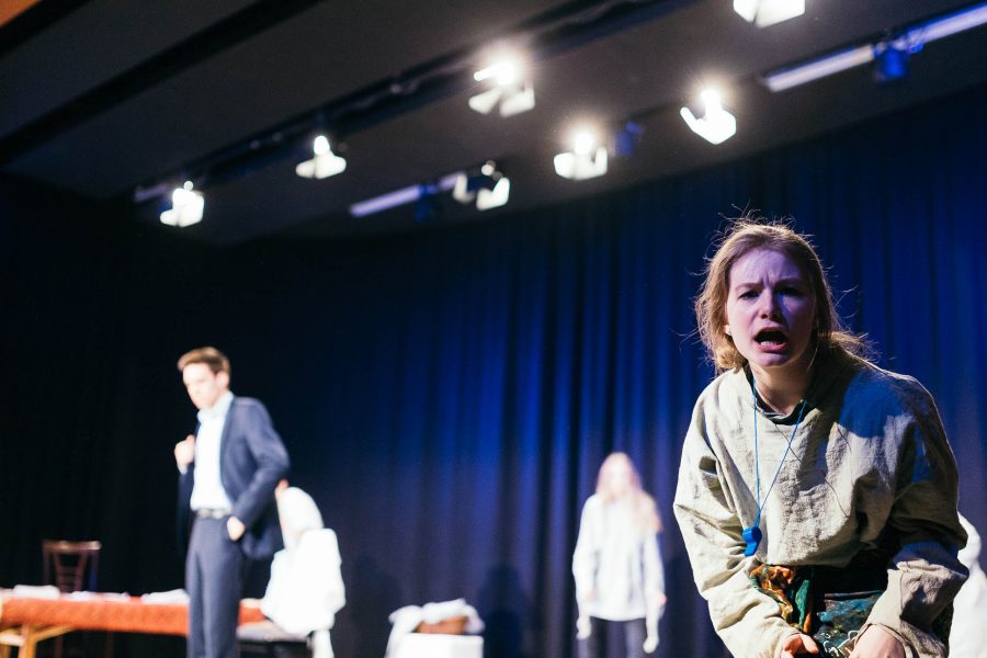 Theater AG Gymnasium am Wall Verden - "Auf der Suche nach Peer Gynt"