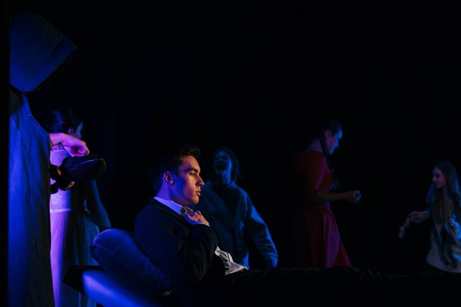 Theater AG Gymnasium am Wall Verden - "Auf der Suche nach Peer Gynt"