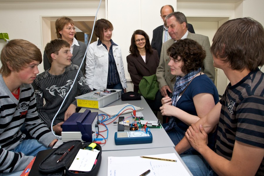 neue Experimentierkästen für die Physik am GaW